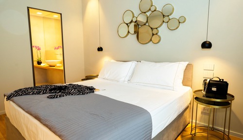 Deluxe Double or Twin Room