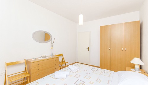 Apartment (A5)