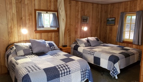 Large Cabin (24)