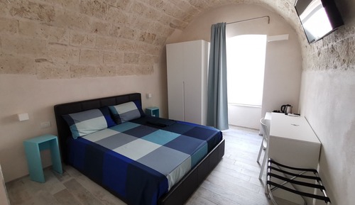 Classic Double Room (Schubert)