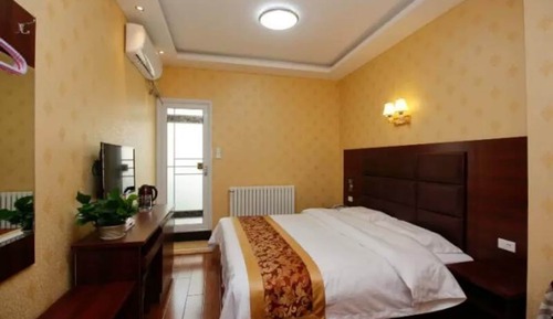 Classic Double Room