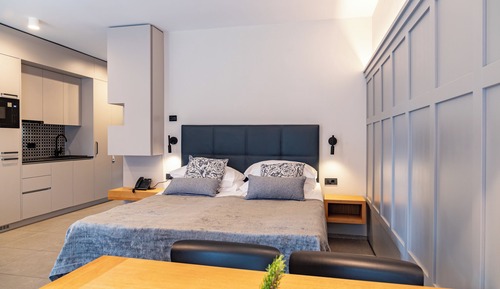 Deluxe Room with balcony and sea side view