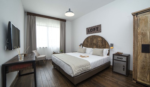 Family Quadruple Room, 1 King Bed with Sofa bed