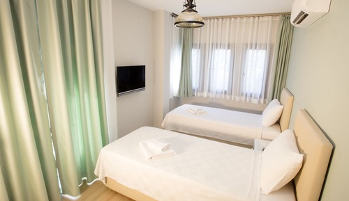 Standard Double Room, 1 Queen Bed, City View