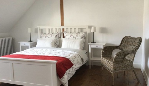 Family Suite, Shared Bathroom, Pool View