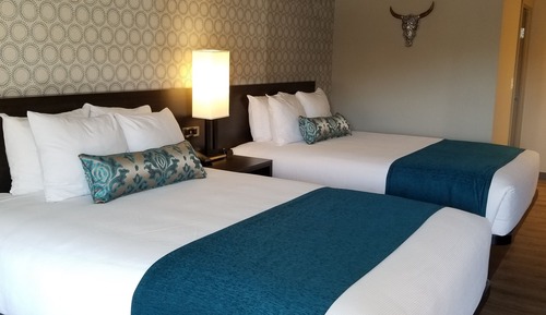 Standard Room, 2 Queen Beds (Double Queen Room)