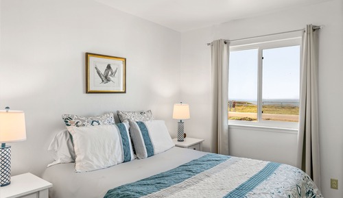 Family House, 3 Bedrooms, Kitchen, Ocean View (Pet Friendly)