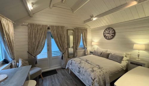 Garden Lodge