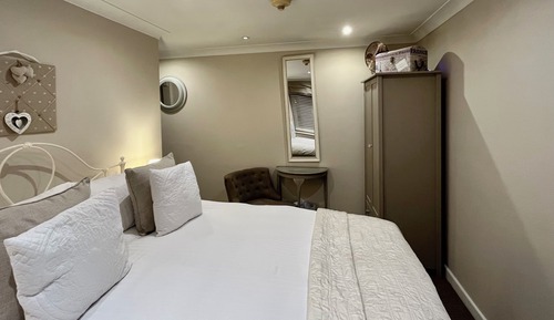 The Laundry Bedroom