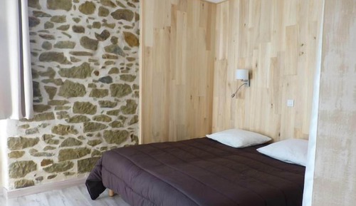 Deluxe Double Room, Ensuite, Garden View (Chambre Havane)