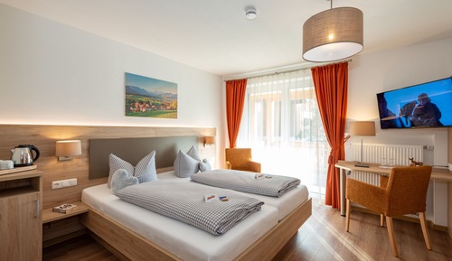 Comfort Double Room, 1 King Bed, Non Smoking, Balcony