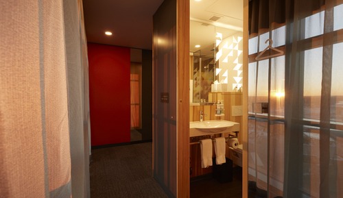 Room, 1 King Bed, Corner