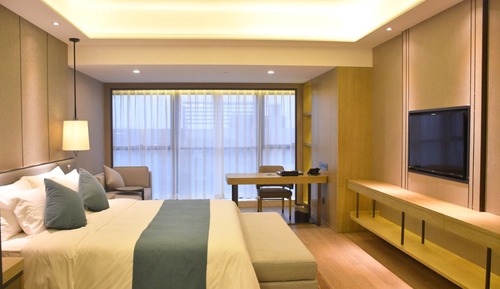 Superior Room, 1 King Bed, Smoking