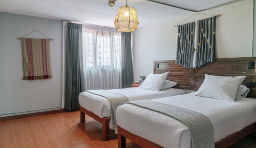 Standard Twin Room