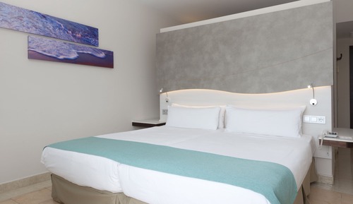 Double Room, Garden View (3 adults)