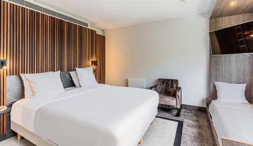 Executive Room, 1 Queen Bed, Bathtub