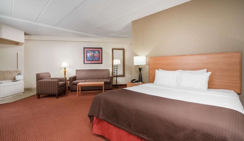 Suite, 1 King Bed, Non Smoking (Two-Bedroom)