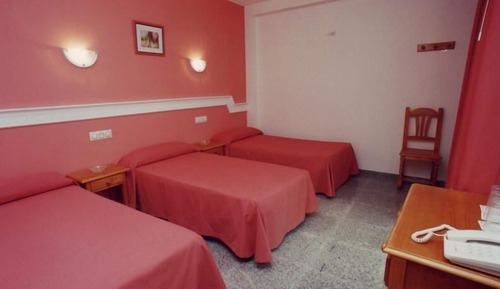 Triple Room