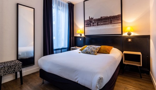 Comfort Double Room, 1 Queen Bed (with Bath)