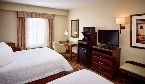 Two queen beds non smoking