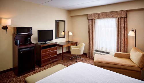 Accessible 1 King Bed No Smkg