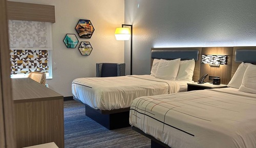 Room, 2 Queen Beds, Accessible, Non Smoking (Mobility, Bathtub with Grab Bars)