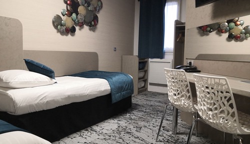 Standard Twin Room