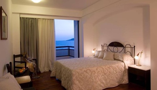Suite, Sea View