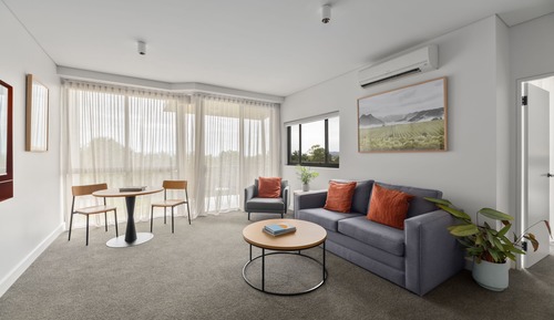 Premier Corner Suite