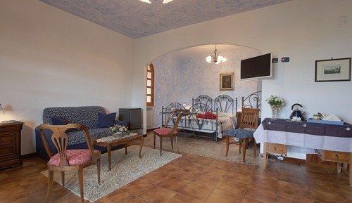 Family Room with terrace, countryside view
