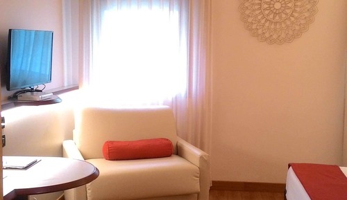 Standard Triple Room, 1 King Bed