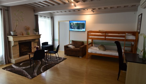 Family Room 6 people