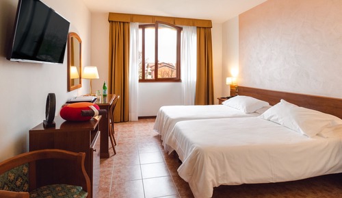 Comfort Twin Room