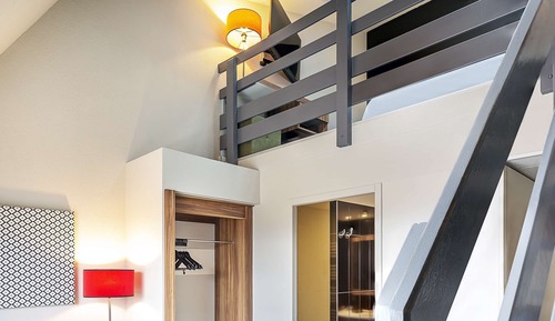 Superior Room, 1 Queen Bed, Non Smoking, Mezzanine (with Sofabed)
