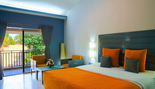 Deluxe room (Book 3 Nt. at 2 Nt. Price)