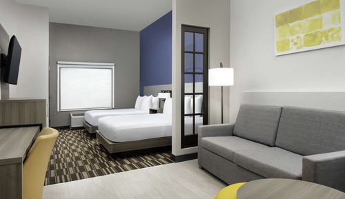 Suite, 1 King Bed with Sofa bed, Accessible, Non Smoking