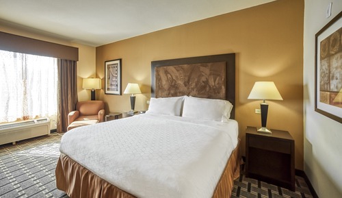 Standard Room, 1 King Bed