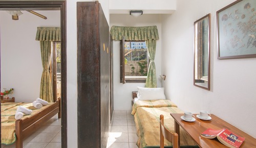 Apartment with Garden or Pool view