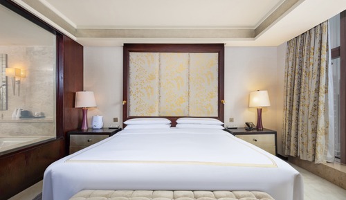Fairmont Gold Junior Suite Hollywood Twin (Gold Lounge Access)