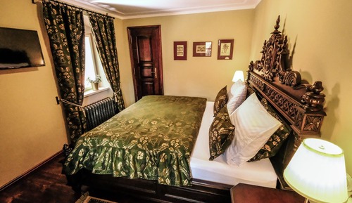 Room ( Superior King 104)