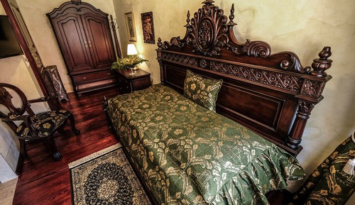 Single Room (  204)