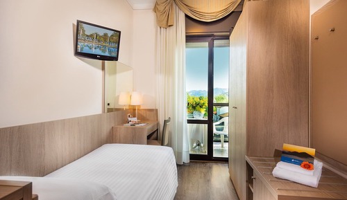 Classic Single Room