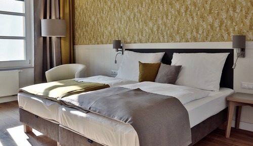 Standard Double or Twin Room, Multiple Beds, Accessible, Non Smoking