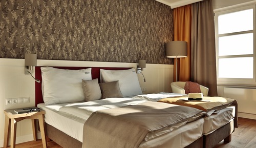 Deluxe Studio Suite, Multiple Beds, Non Smoking, Balcony