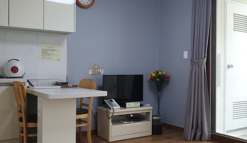Standard Room (KRW10,000 surcharge for extra bedding)