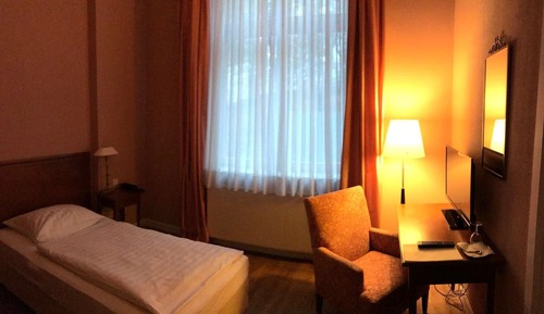 Standard Single Room