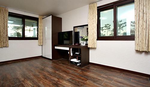 Superior Room (Ondol)
