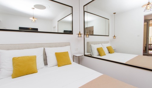 Superior Suite, City View