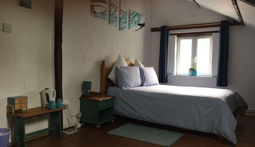 Family Room (Blue, 18 sq m)