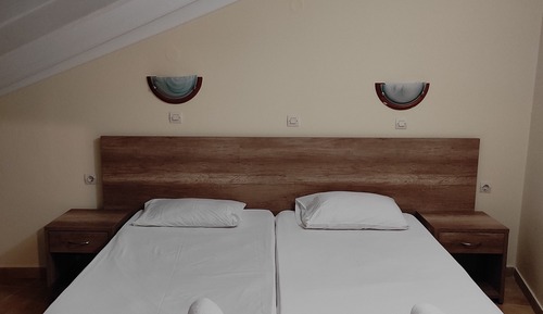 Superior Apartment, 2 Bedrooms, Partial Sea View